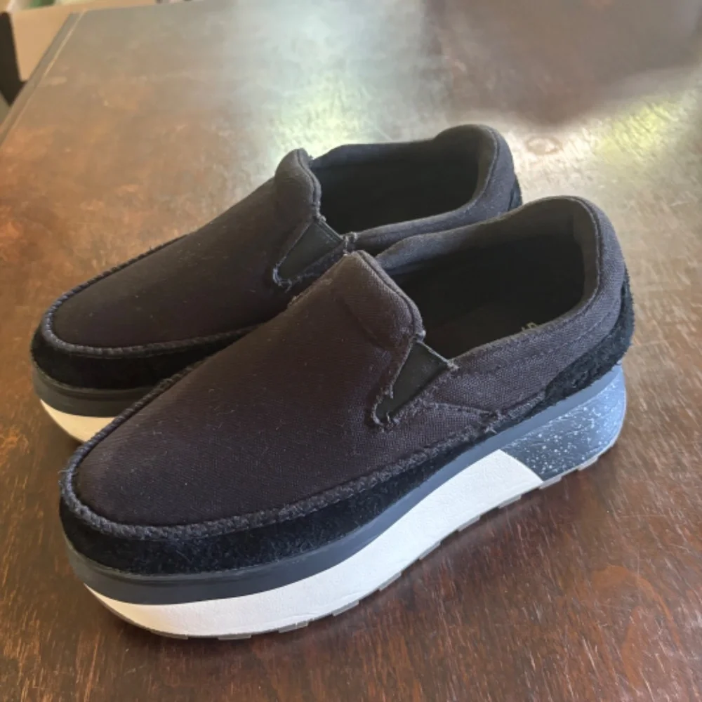 UGG MARIN SLIP ON PLATFORM SNEAKER BLACK SZ 9 - EUC - Picture 6 of 12